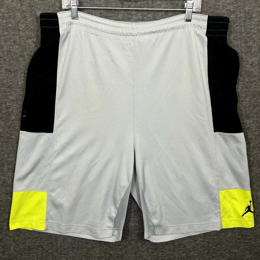 Air Jordan‎ Nike Basketball Shorts Men's XL Volt Green Black Gray Baggy 9